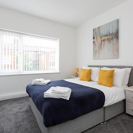 Vila Connaught House - Wi-Fi, Parking, Contractors Preston  Exteriér fotografie