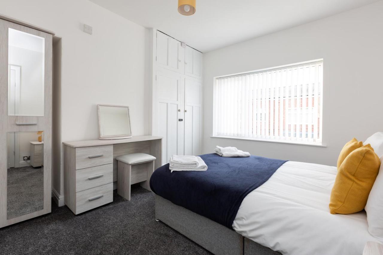 Vila Connaught House - Wi-Fi, Parking, Contractors Preston  Exteriér fotografie